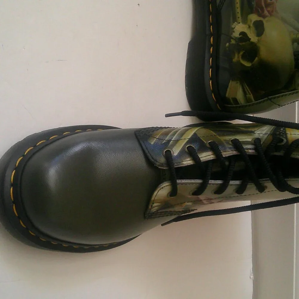 DR MARTENS  THE NATIONAL GALLERY Goth LACE UP BOOTS M10  W11 - Picture 2 of 8